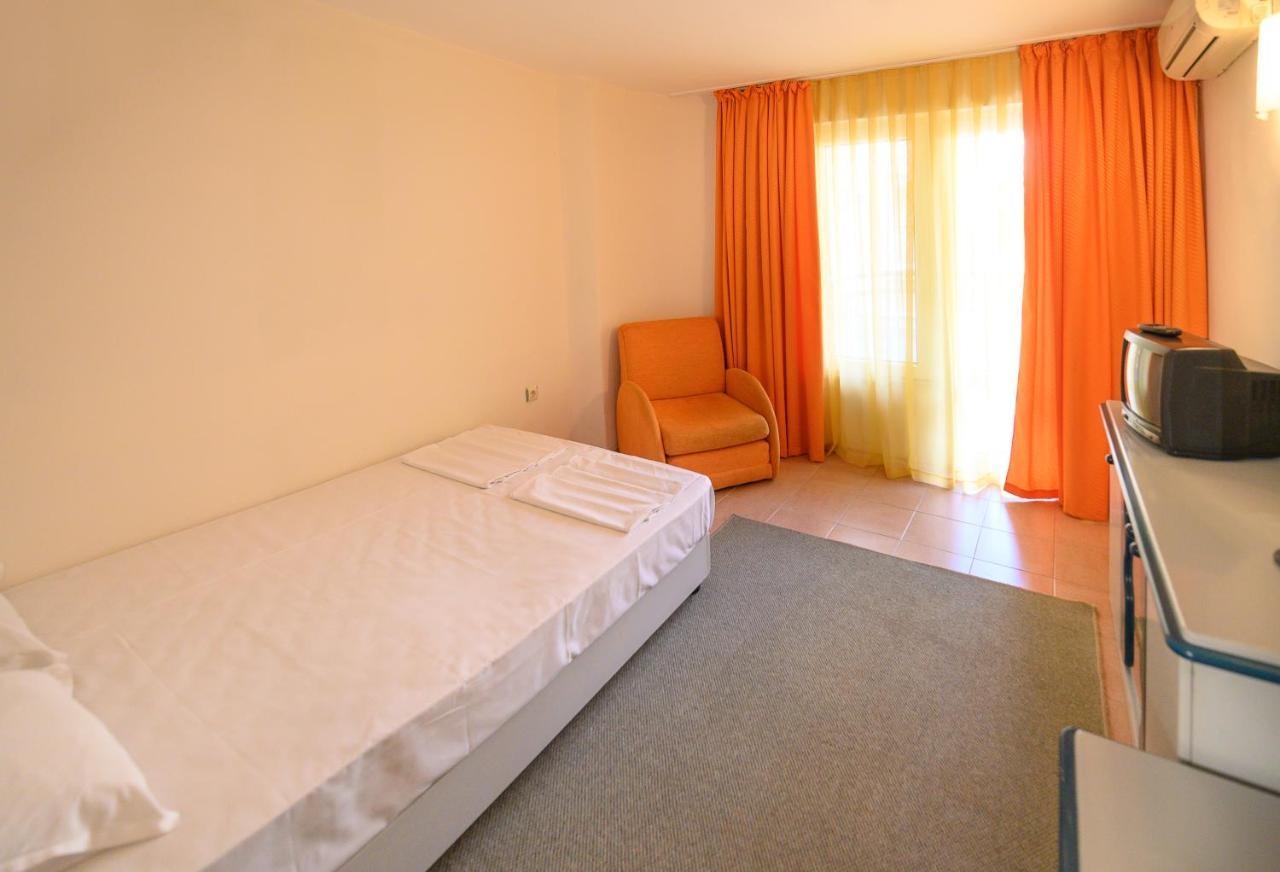 Hotel Iskar & Aquapark Sunny Beach Esterno foto