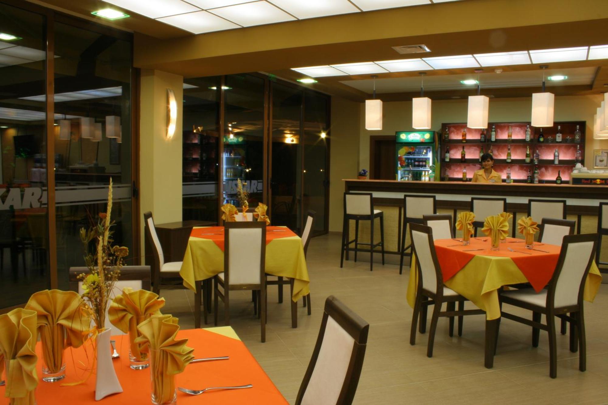 Hotel Iskar & Aquapark Sunny Beach Esterno foto
